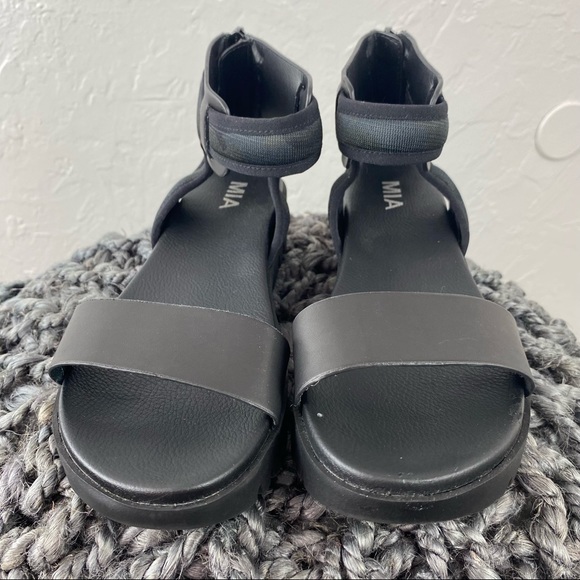 MIA Violla black/camo vegan leather platform sandal sz 7.5 - Picture 4 of 10